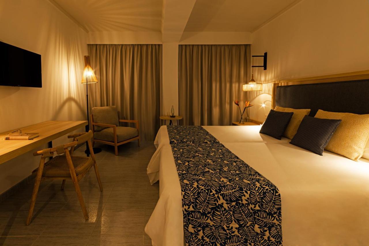 Hotel Cabogata Jardin レタマル エクステリア 写真