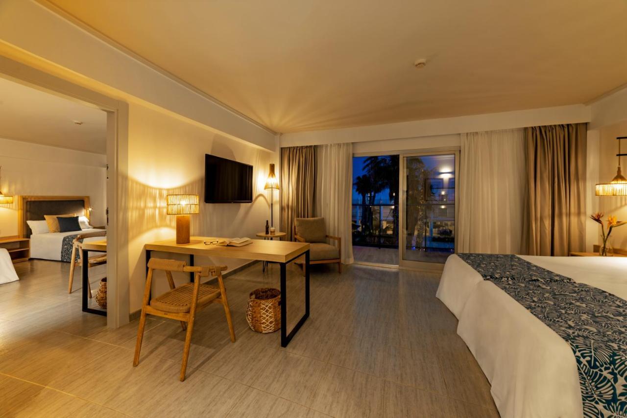 Hotel Cabogata Jardin レタマル エクステリア 写真